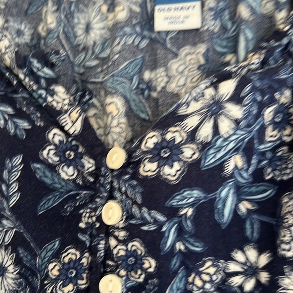 NWOT CUTE OLD NAVM M BLOUSE  BLUE WITH WHITEBOARD SMALL FLOWERS SO SOFT SIZE XL - Picture 3 of 5